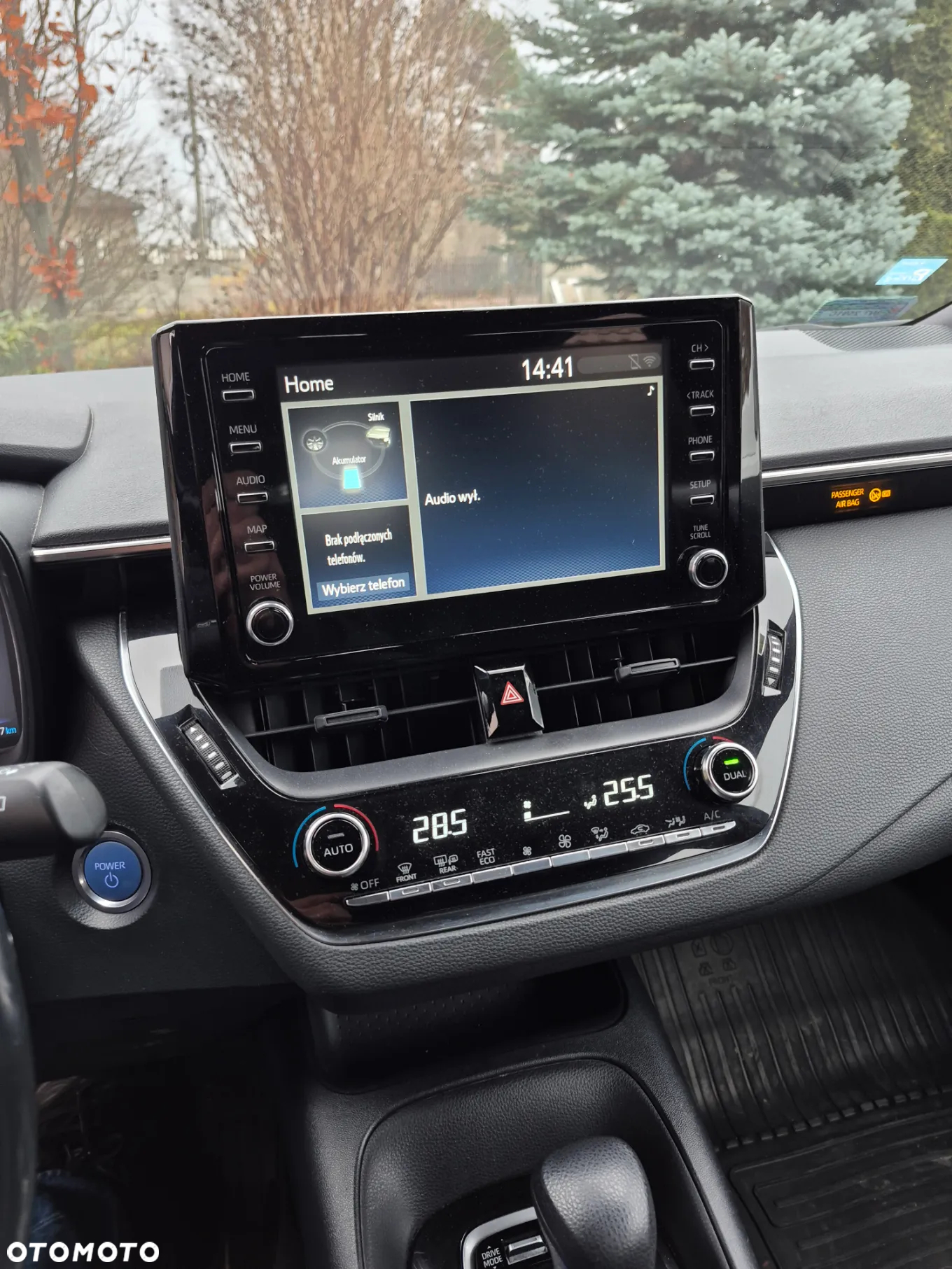 Toyota Corolla 1.8 Hybrid Comfort - 18