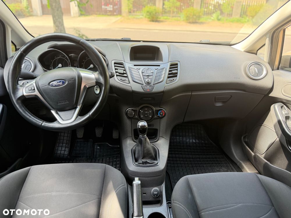 Ford Fiesta - 7