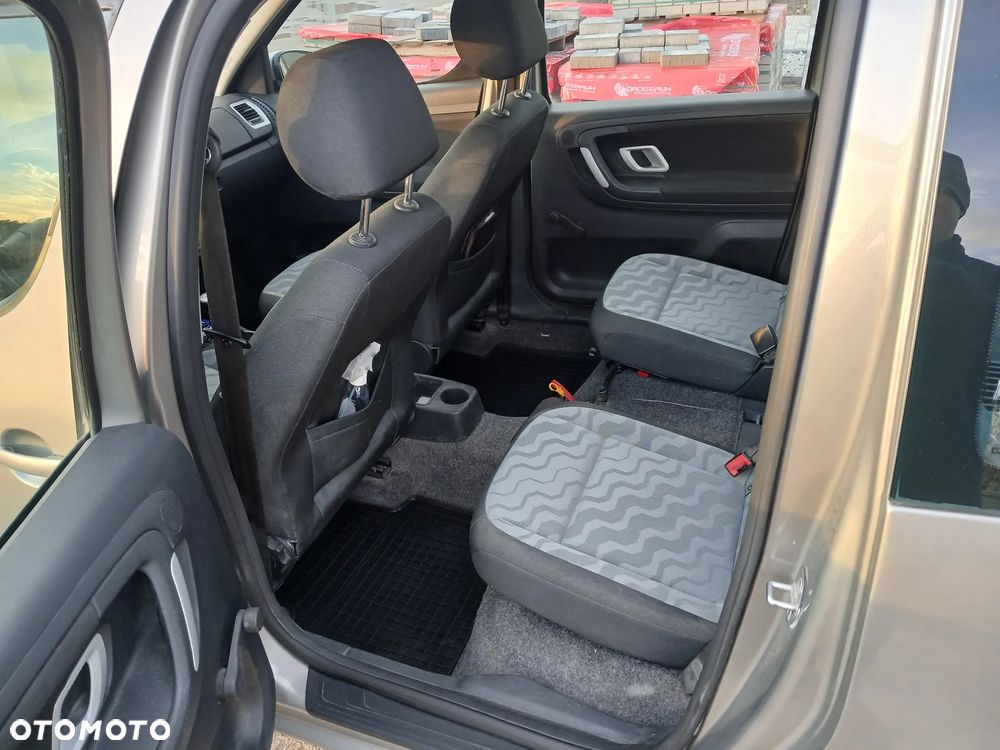 Skoda Roomster 1.4 16V Style - 4