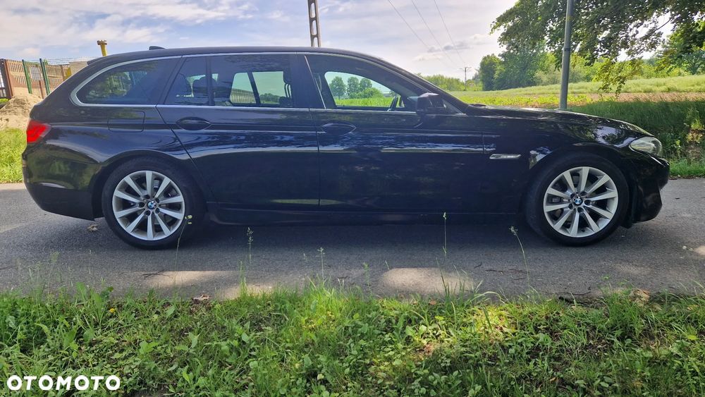 BMW Seria 5 520d Blue Performance - 4