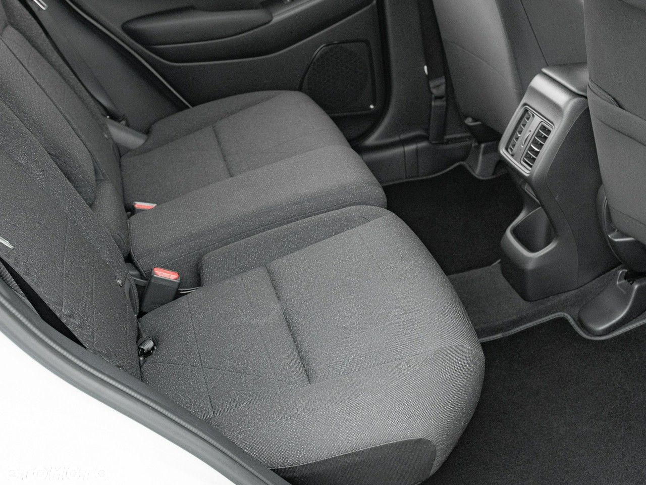 Honda HR-V 1.5 i-MMD Elegance CVT - 29