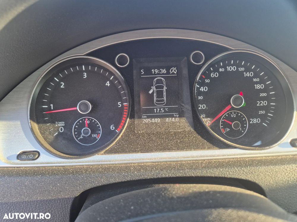Volkswagen Passat CC 2.0 TDI BlueMotion Technology DSG - 11