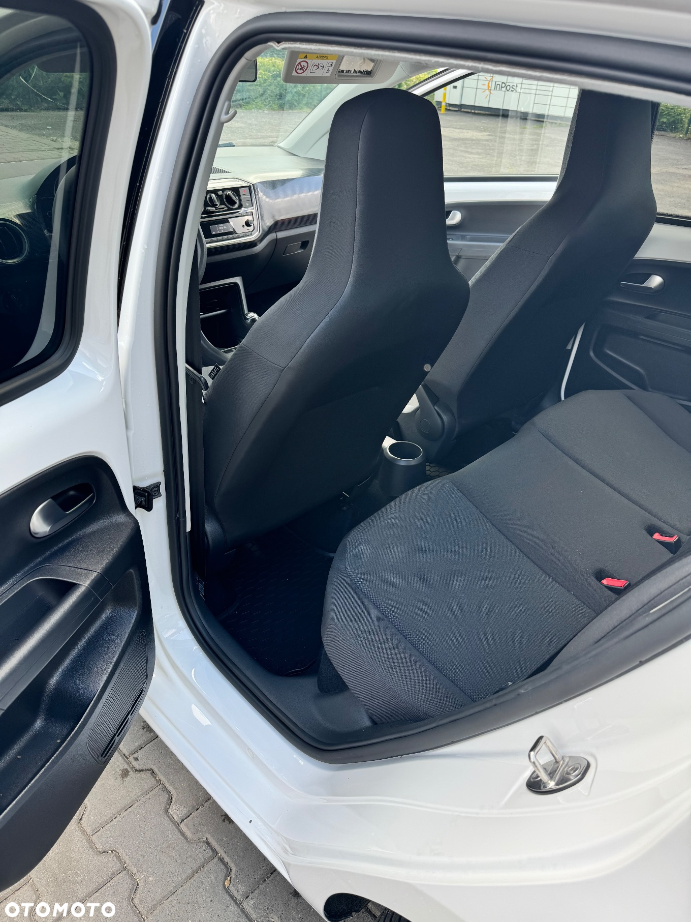 Volkswagen up! 1.0 high - 15