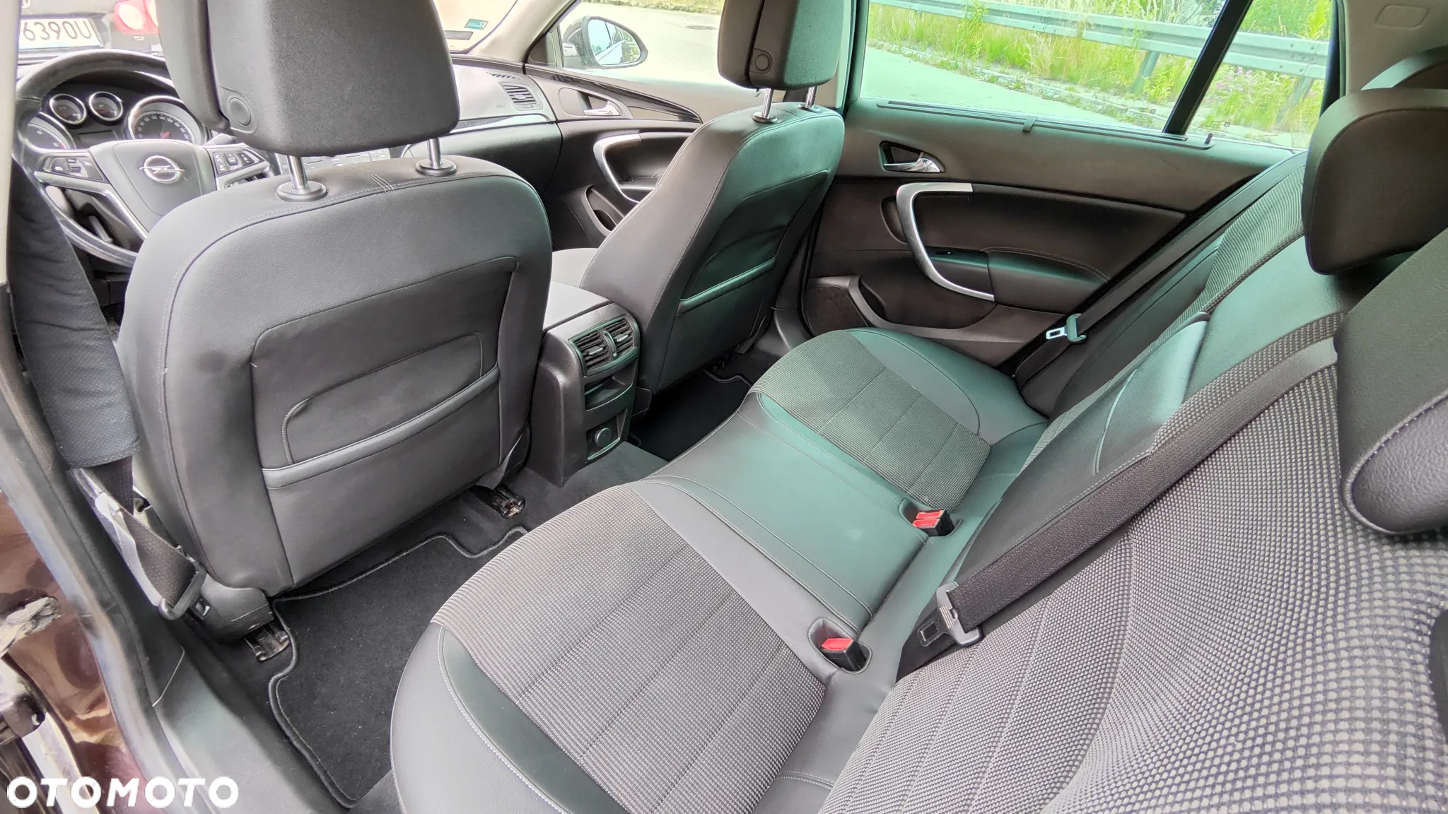 Opel Insignia 2.0 CDTI Sports Tourer - 8
