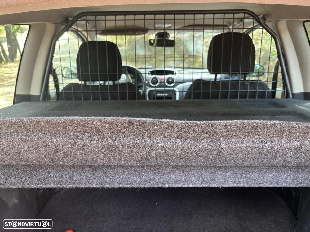 Citroën C2 1.4 HDi VTR - 28