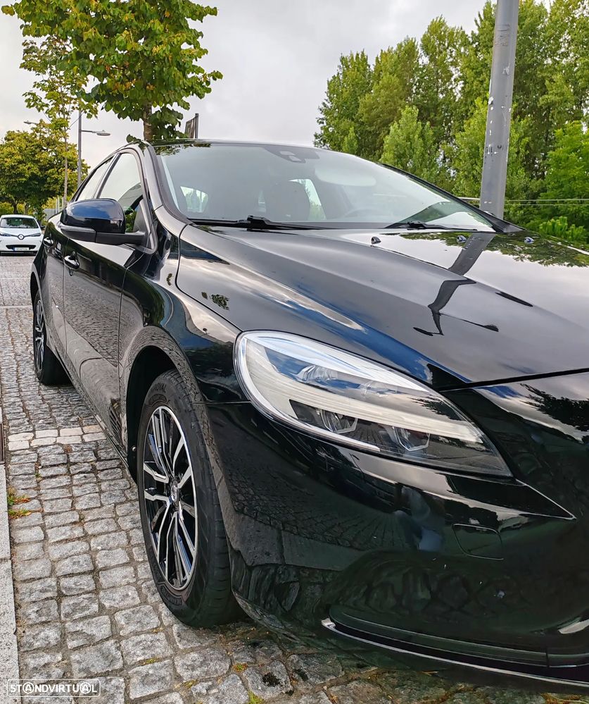Volvo V40 2.0 D3 Momentum - 13