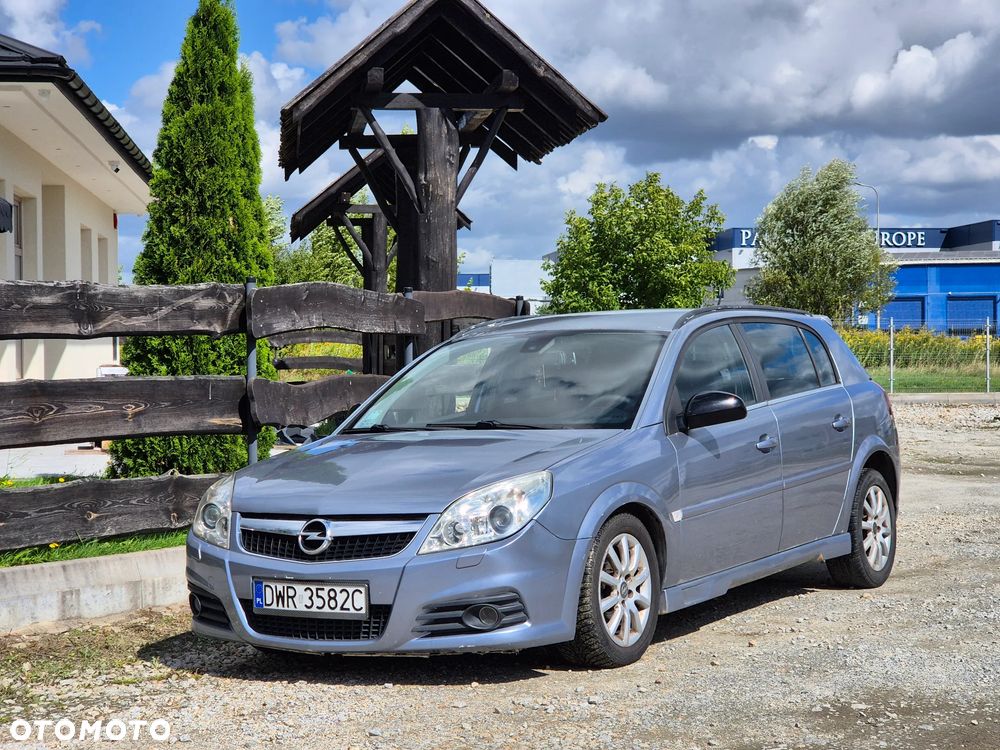Opel Signum 1.9 CDTI Cosmo - 1
