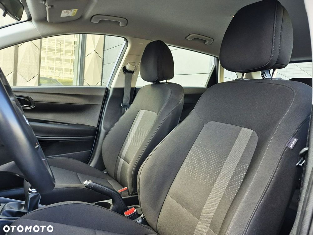 Hyundai i20 1.2 Modern - 12