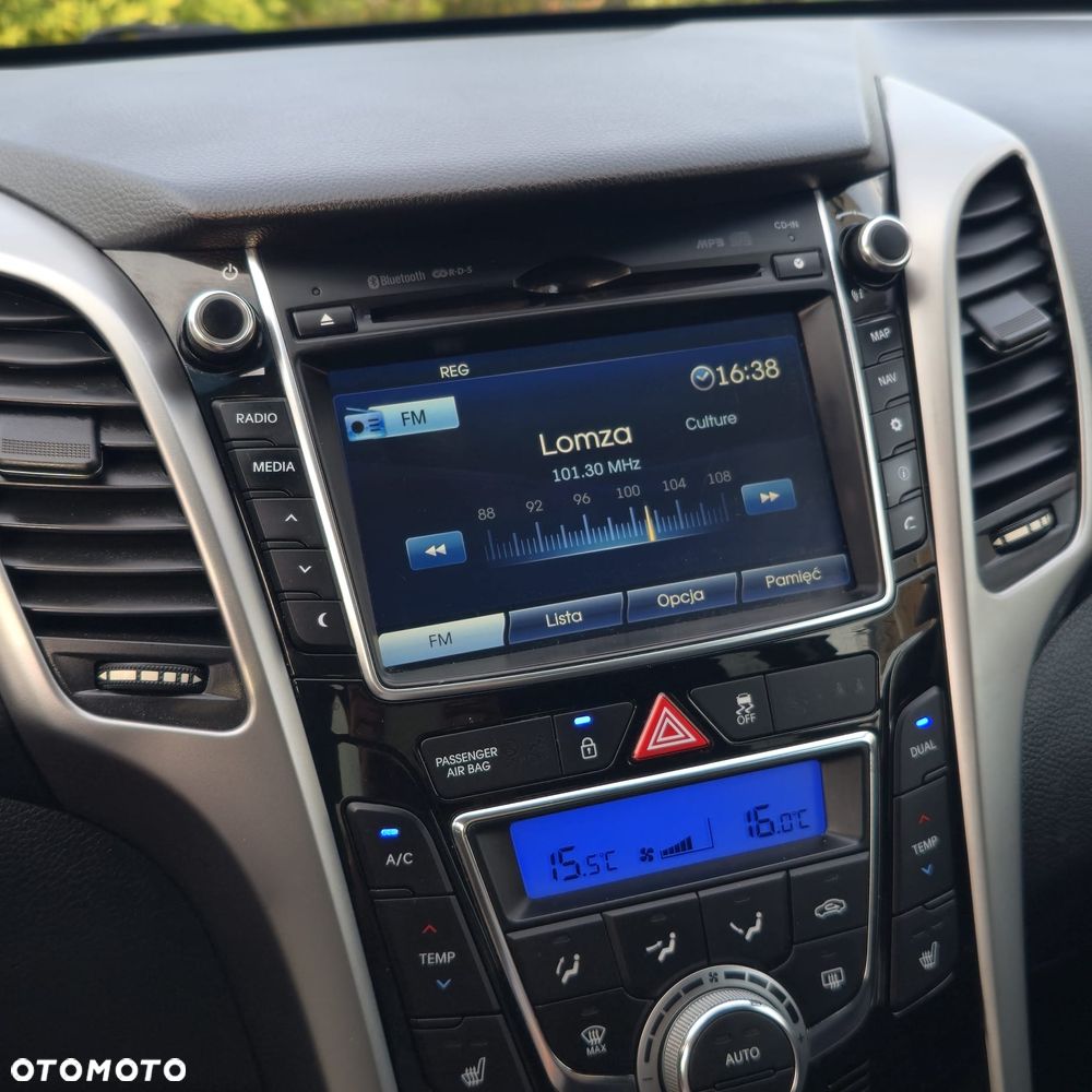 Hyundai i30 1.6 Automatik Style - 36