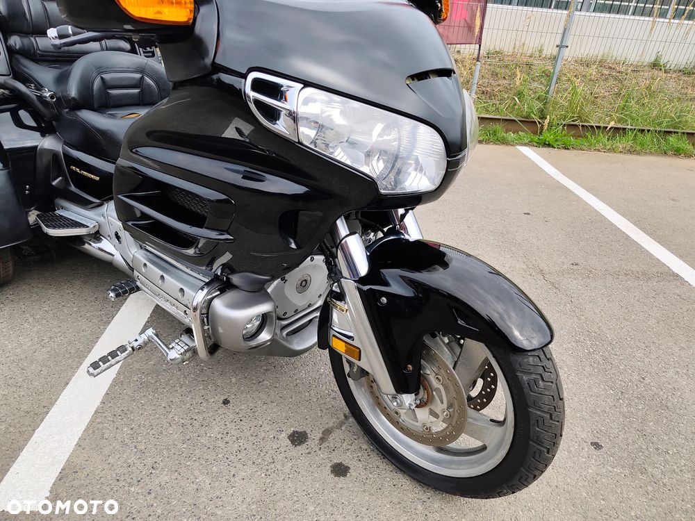 Honda GL - 5