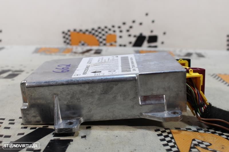 Centralina De Airbags Mercedes-Benz E-Class Coupé (C207)  A2079010100 - 4