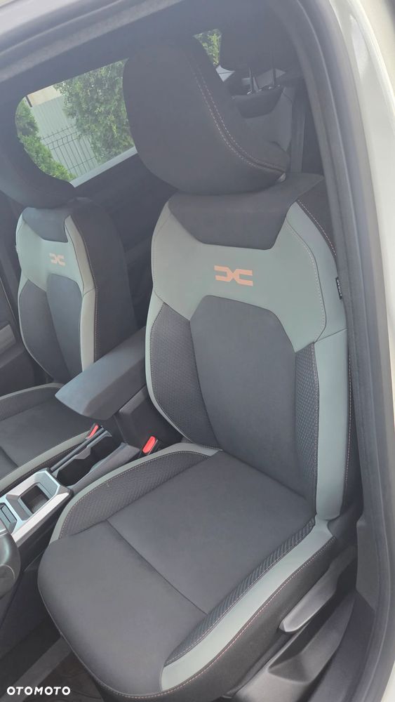 Dacia Duster 1.6 Full Hybrid 140 Extreme MMT - 21