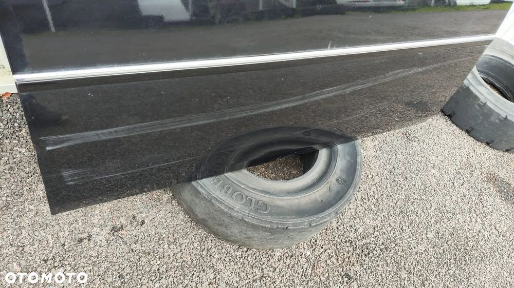 DRZWI PRAWY PRZÓD PRZEDNIE KOMPLETNE KLAMKA LISTWA KOLOR CZARNY PXR ORYGINALNY LAKIER CHRYSLER 300C EUROPA - 3