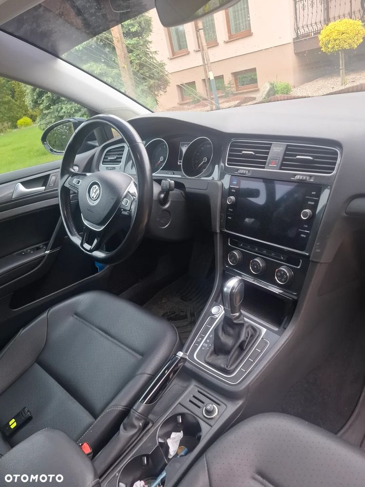 Volkswagen Golf - 7