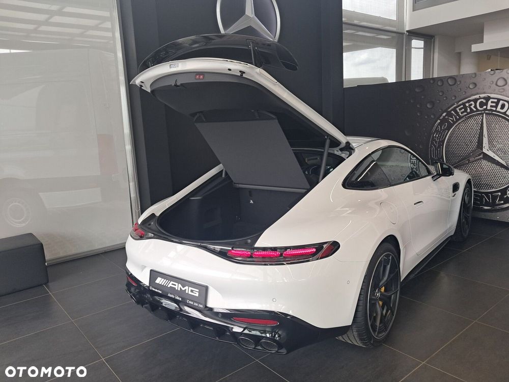 Mercedes-Benz AMG GT - 24