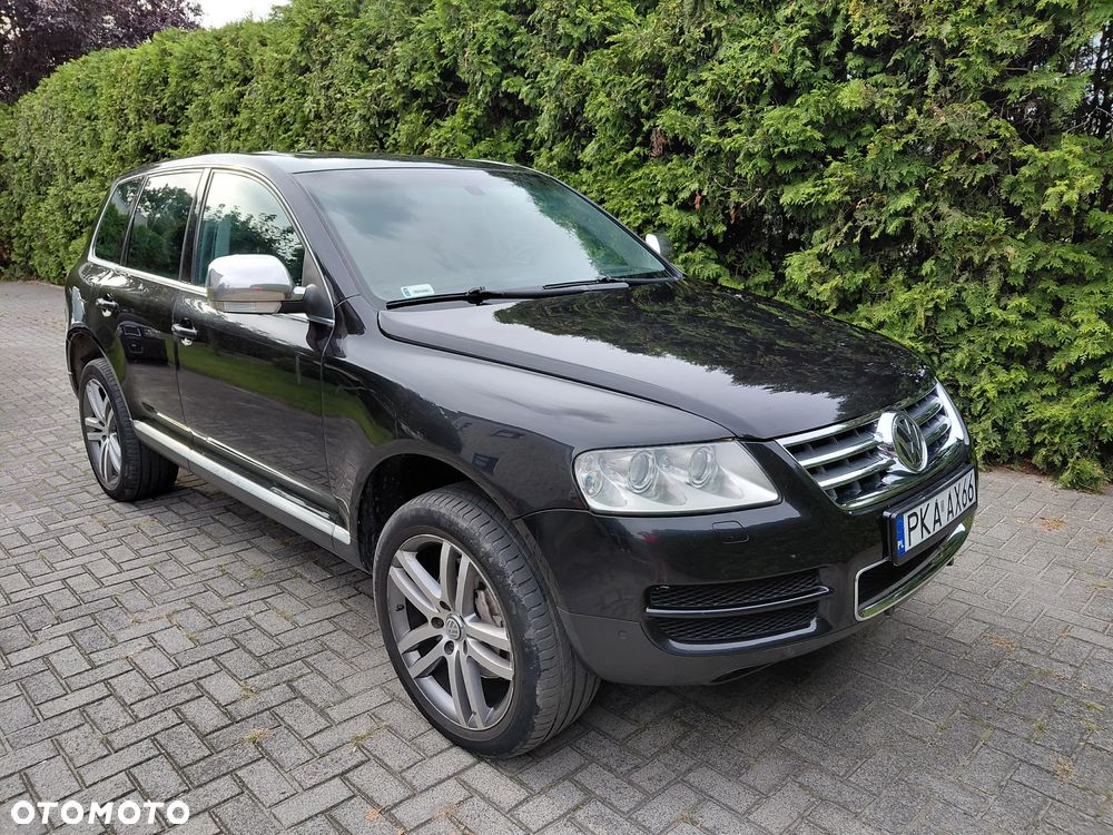 Volkswagen Touareg - 1