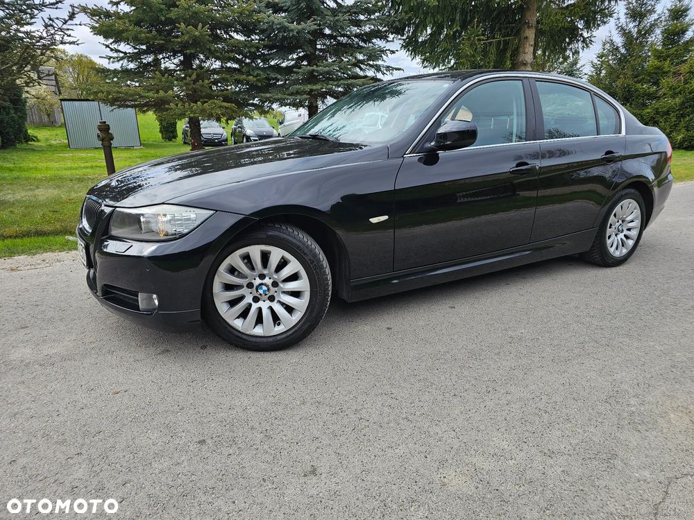 BMW Seria 3 320d DPF Edition Sport - 19