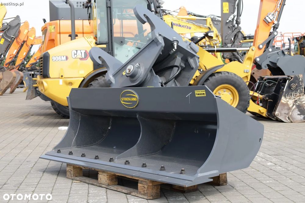 Łyżka skarpowa hydrauliczna Strickland Verachter CW30 CW20 CW40 0.8m3 200cm - 12