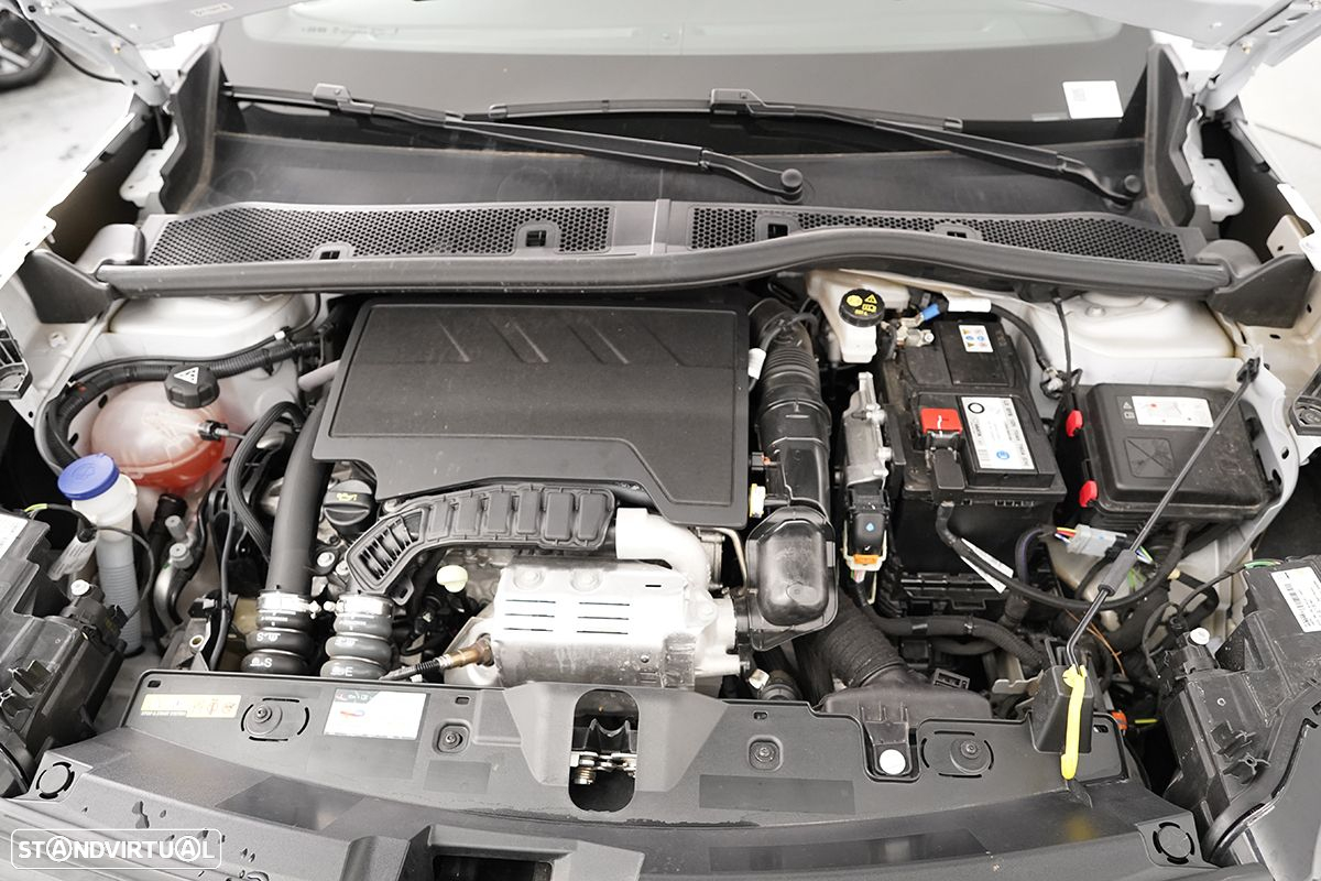 Peugeot 2008 1.2 PureTech Allure - 25