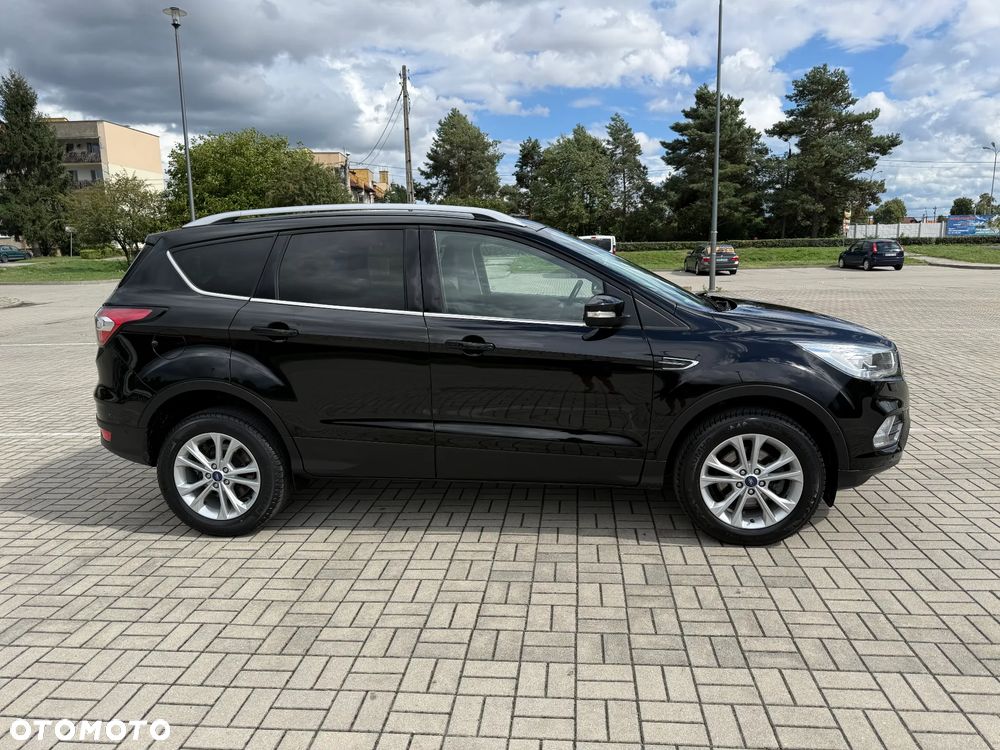 Ford Kuga 1.5 EcoBoost FWD Titanium ASS GPF - 4