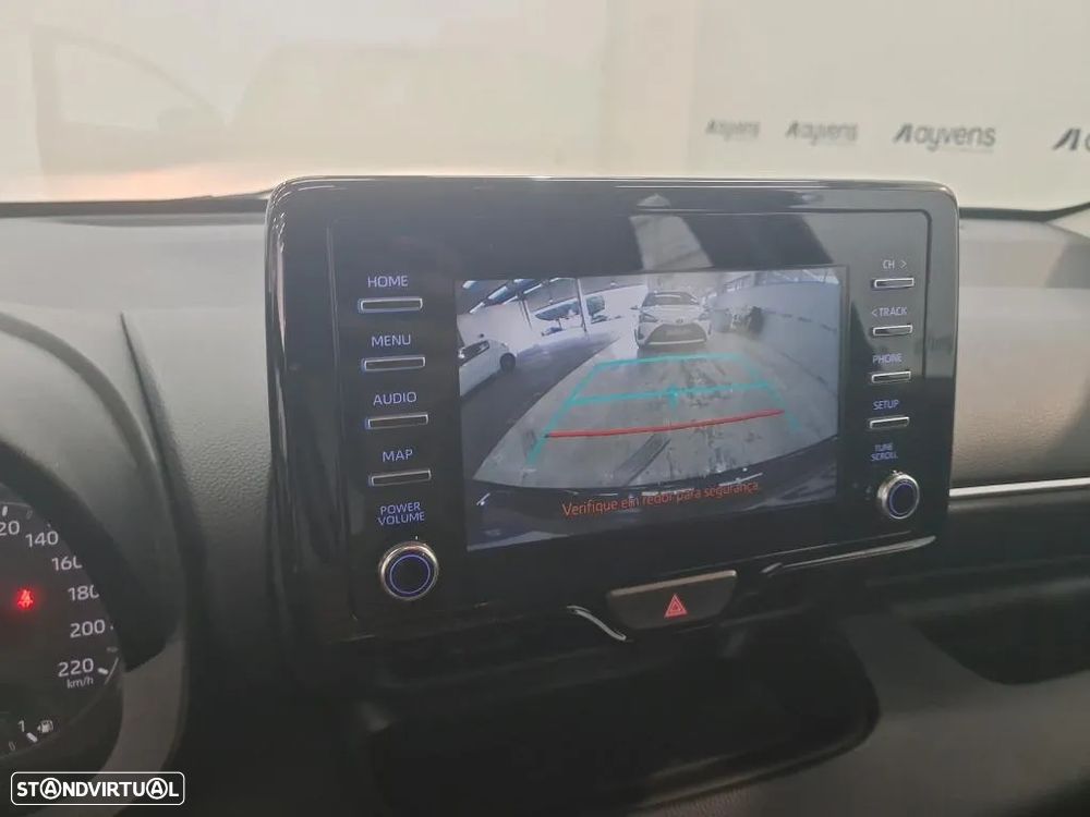 Toyota Yaris 1.5 HDF Comfort Plus - 6