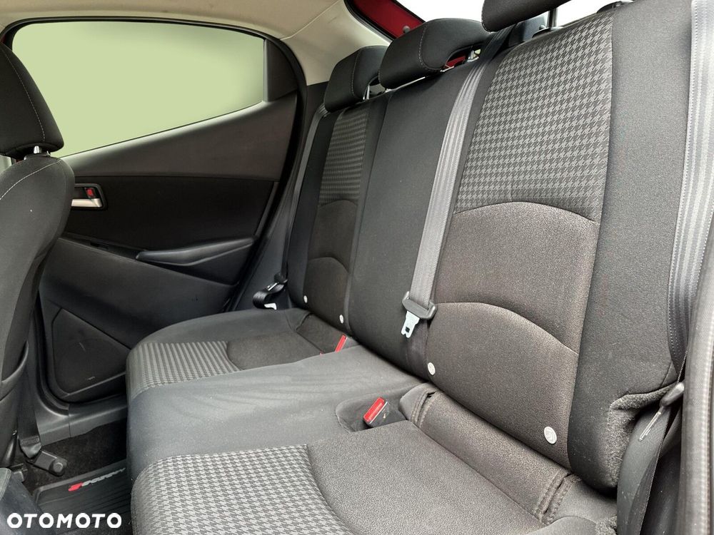 Mazda 2 - 15