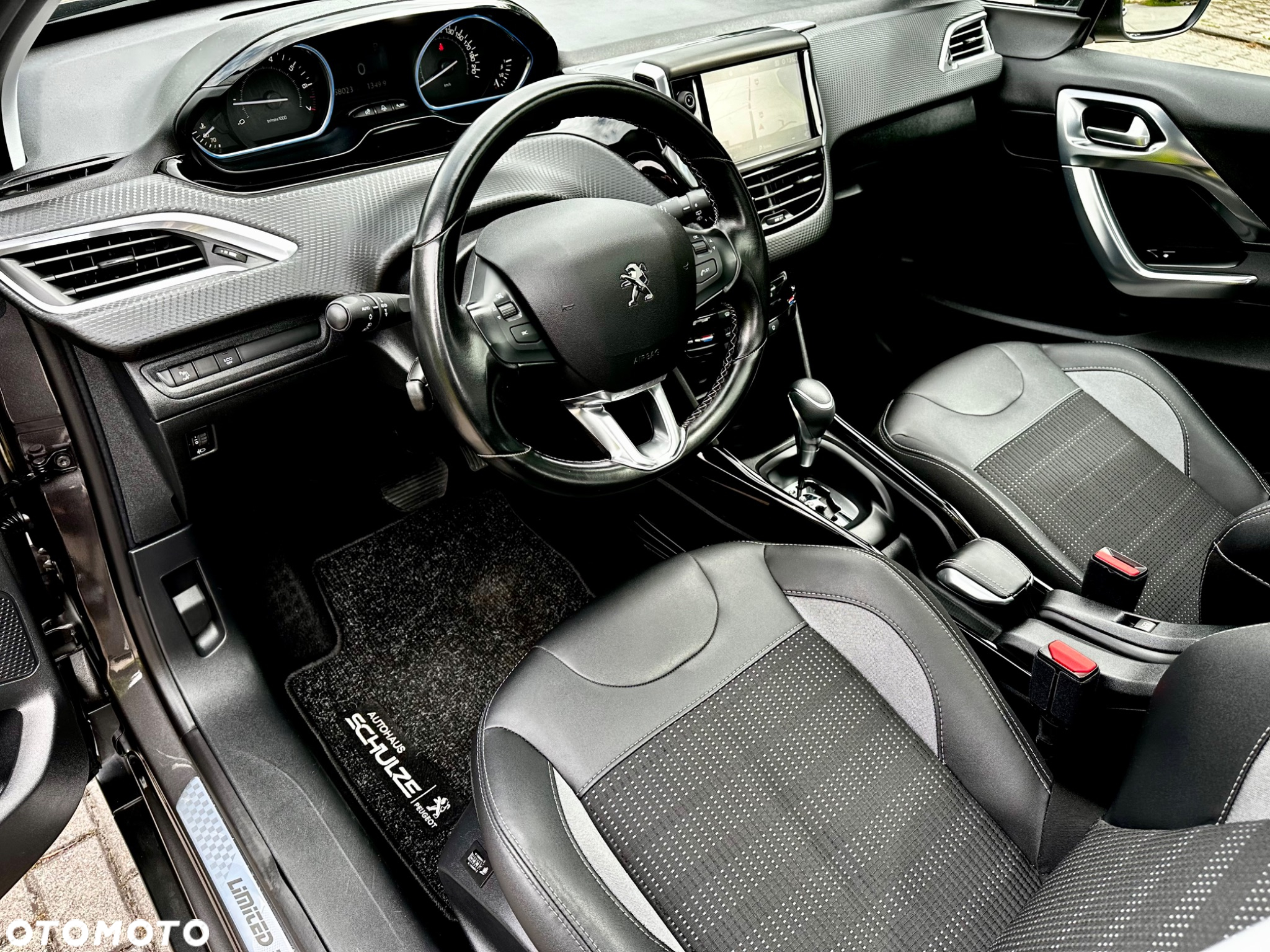Peugeot 2008 PureTech 110 Stop&Start EAT6 Allure - 25