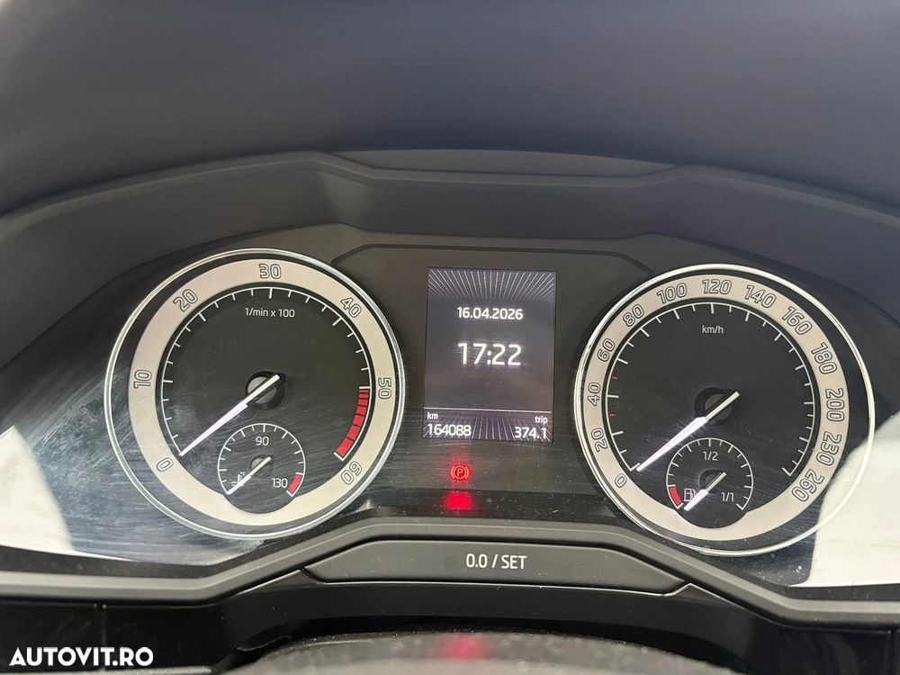 Skoda Superb 2.0 TDI 4X4 DSG L&K - 14