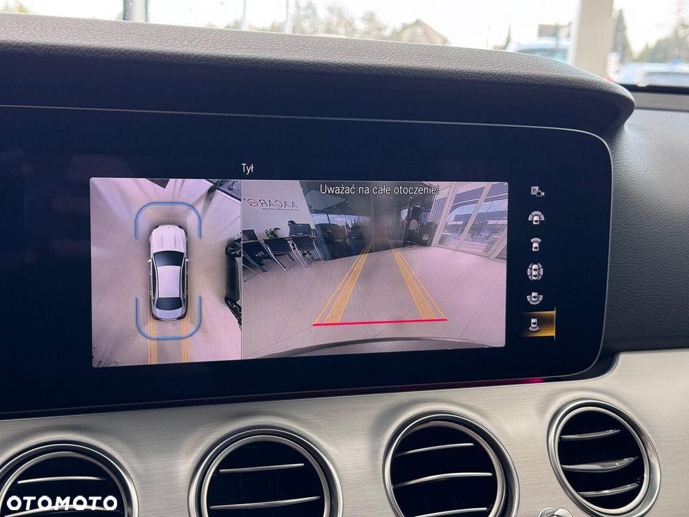 Mercedes-Benz Klasa E - 38