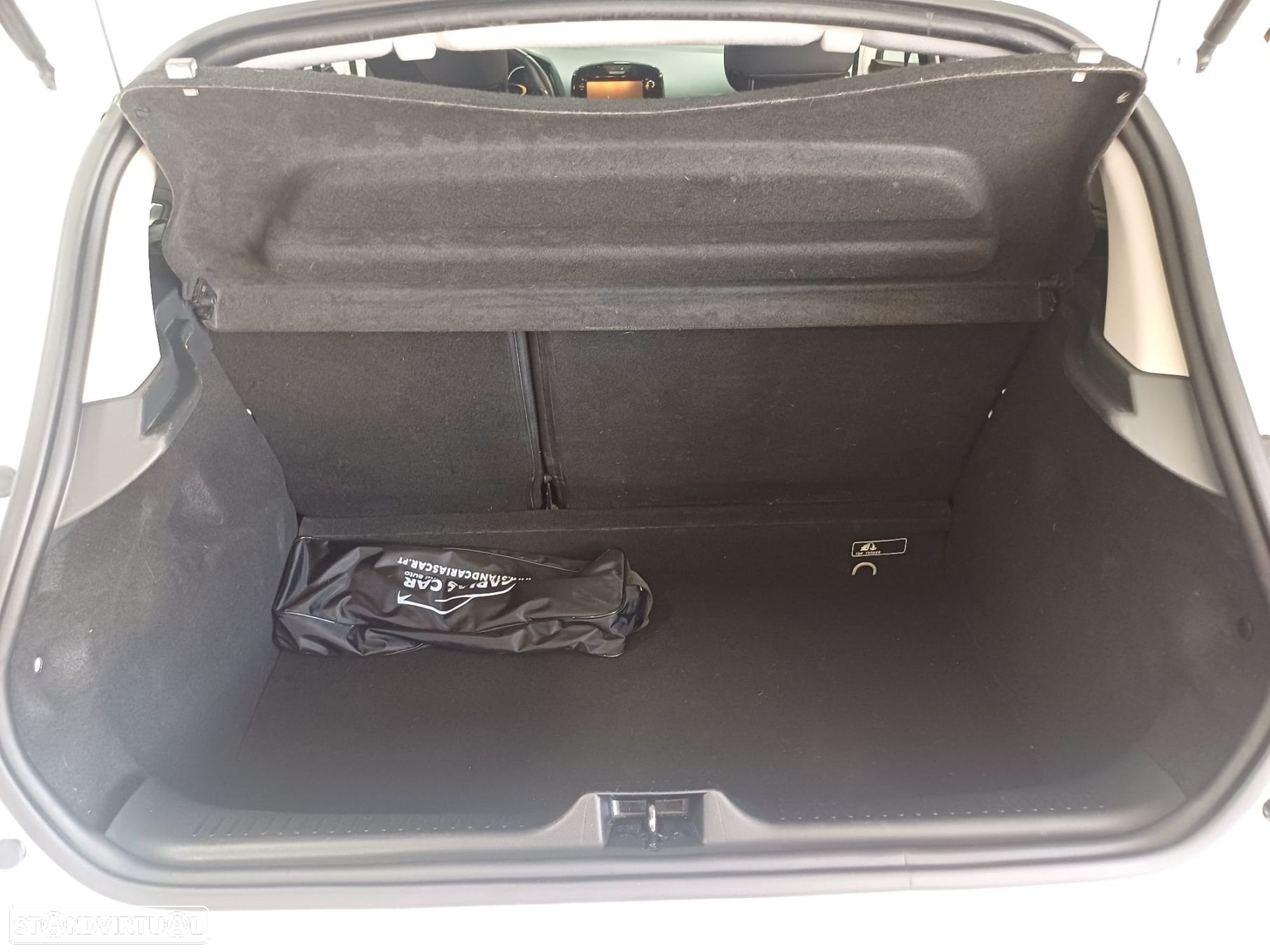 Renault Clio 1.5 dCi Dynamique S - 22