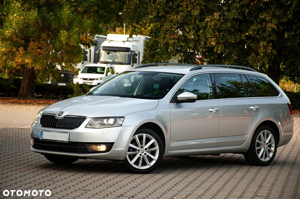 Skoda Octavia 1.6 TDI DPF Elegance - 27