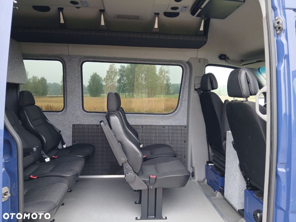 Mercedes-Benz Sprinter - 9