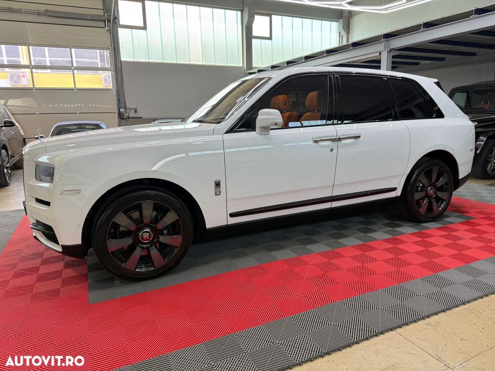 Rolls-Royce Cullinan - 9