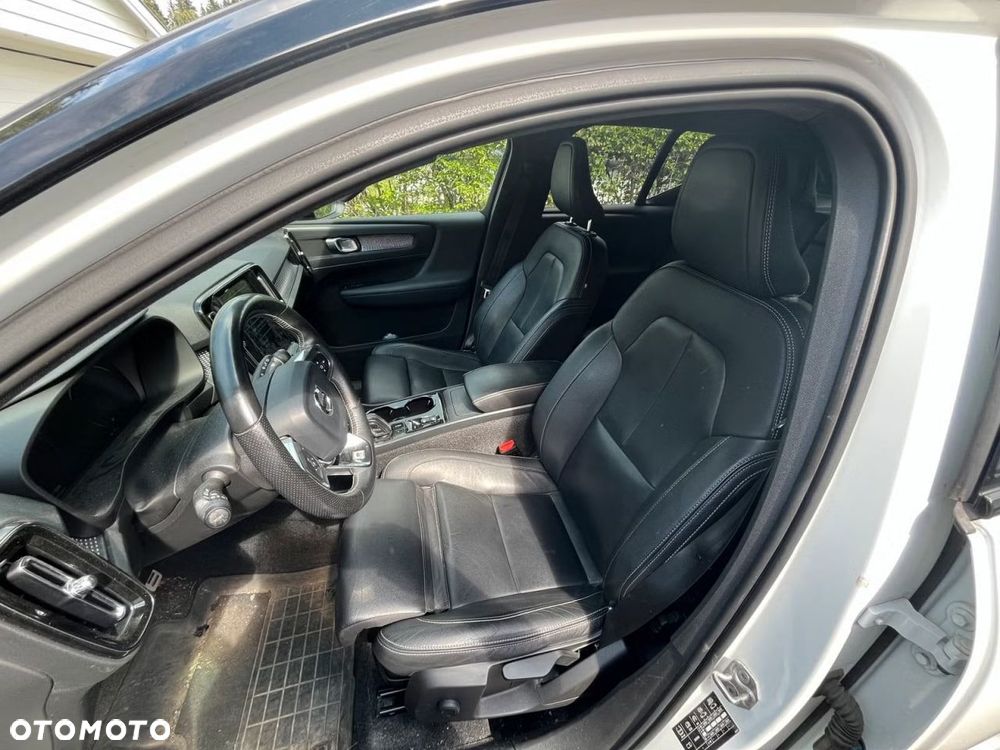 Volvo XC 40 D3 AWD Geartronic R-Design - 7