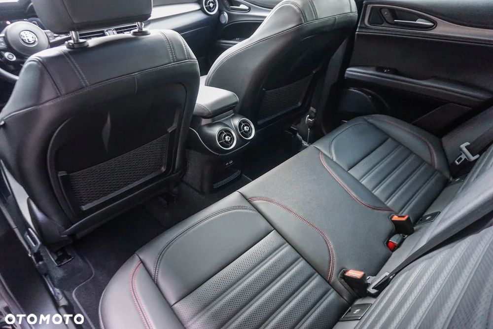 Alfa Romeo Stelvio 2.0 Turbo Competizione Q4 - 31