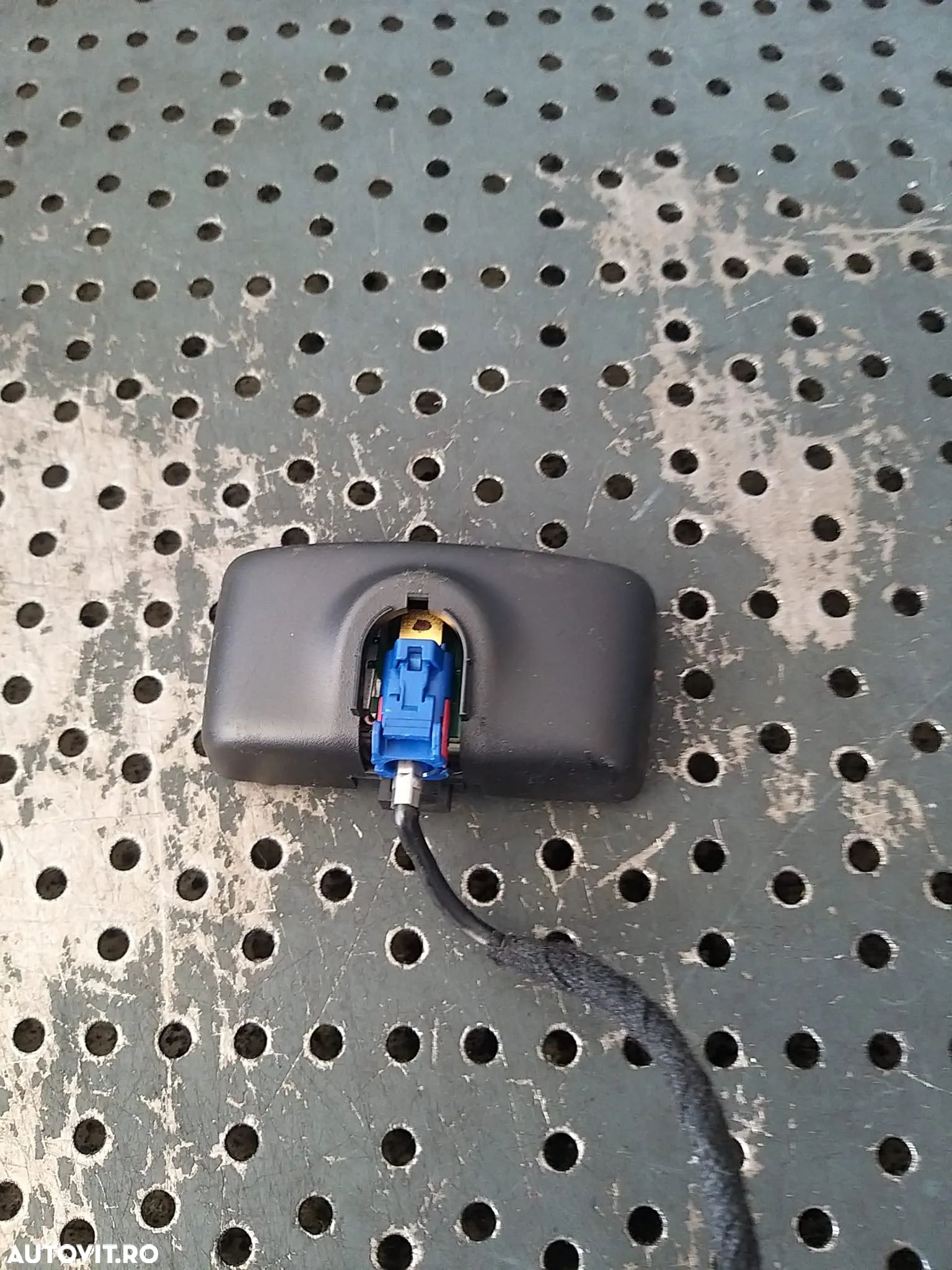 Modul antena gps ford kuga 2 dm 2 am5t19c175ac - 1
