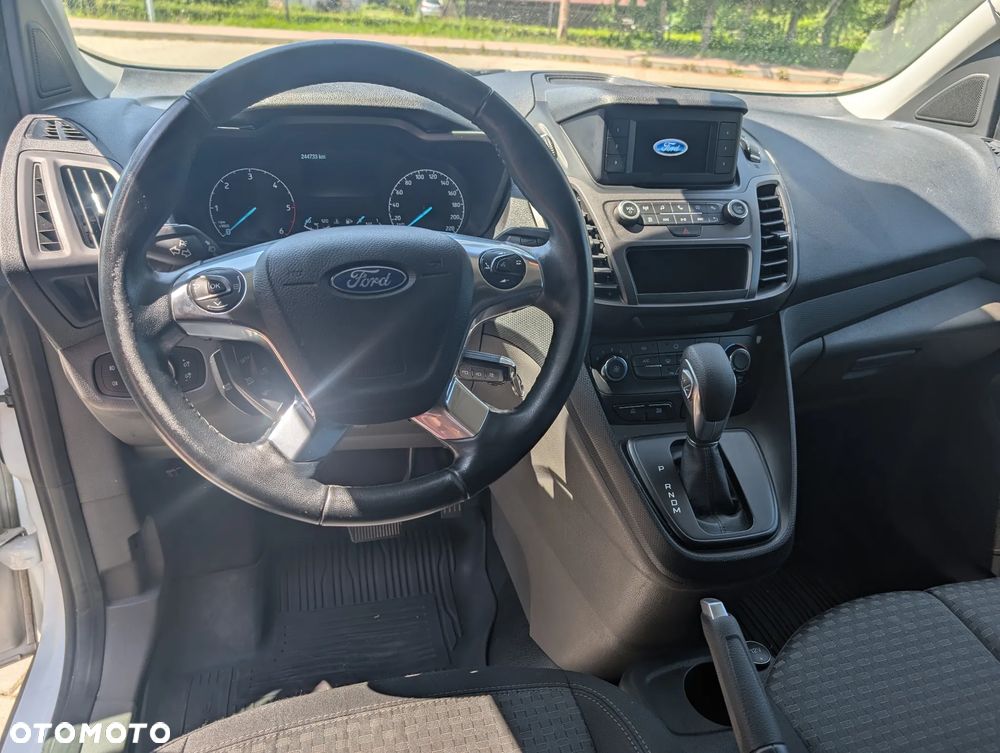 Ford TRANSIT CONNECT - 8