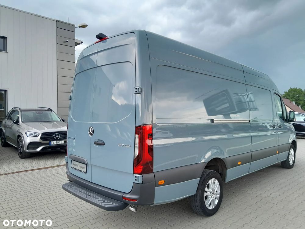 Mercedes-Benz Sprinter 317 - 6