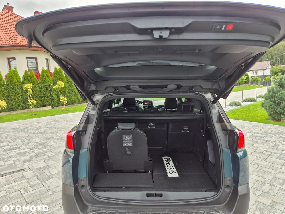 Peugeot 5008 - 8