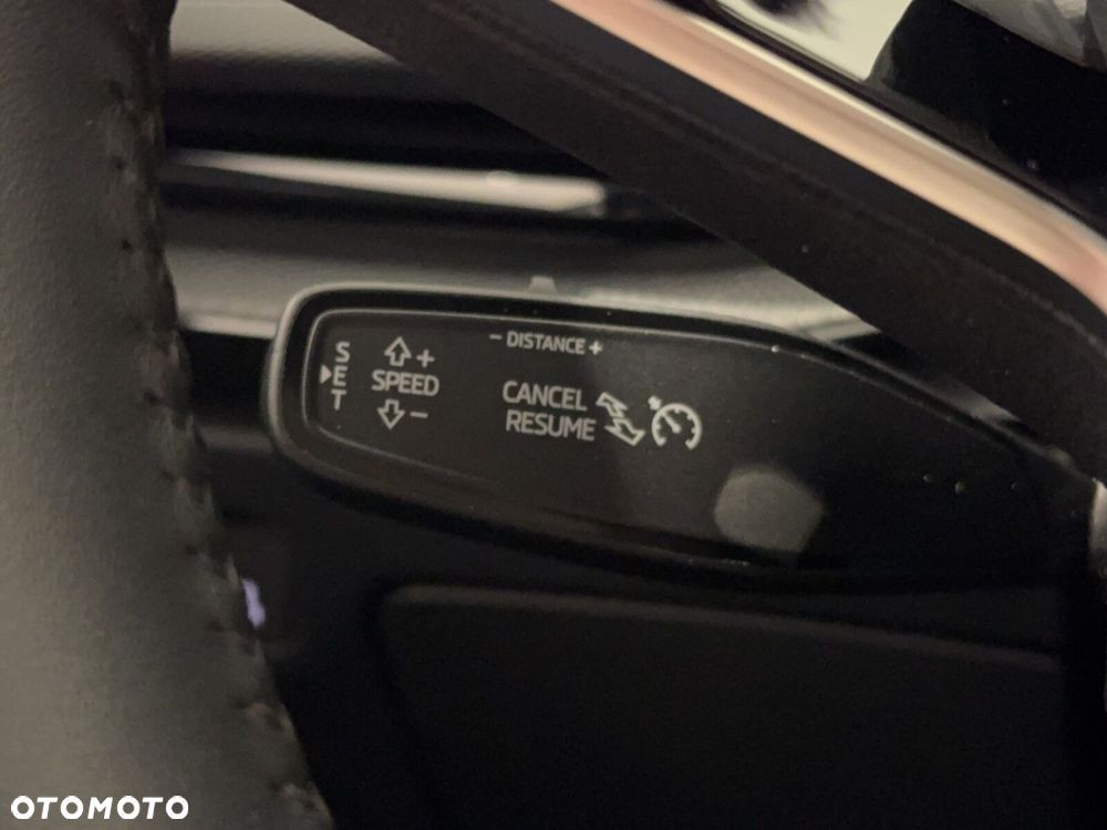 Skoda Superb 2.0 TDI SCR Essence DSG - 29