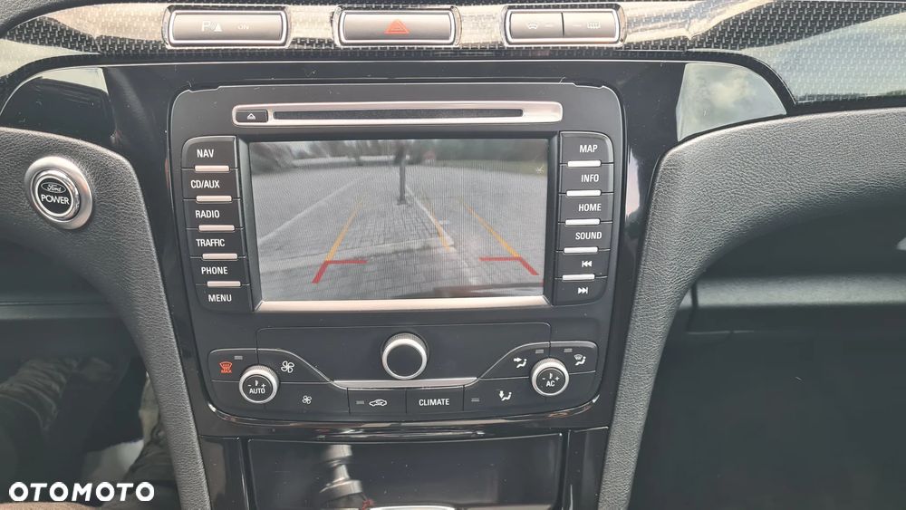 Ford S-Max 2.0 TDCi DPF Titanium - 29