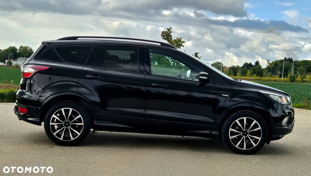 Ford Kuga 1.5 EcoBoost 2x4 ST-Line - 26