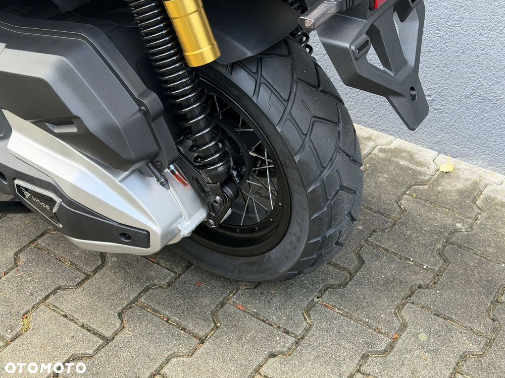 VOGE SR450X - 16
