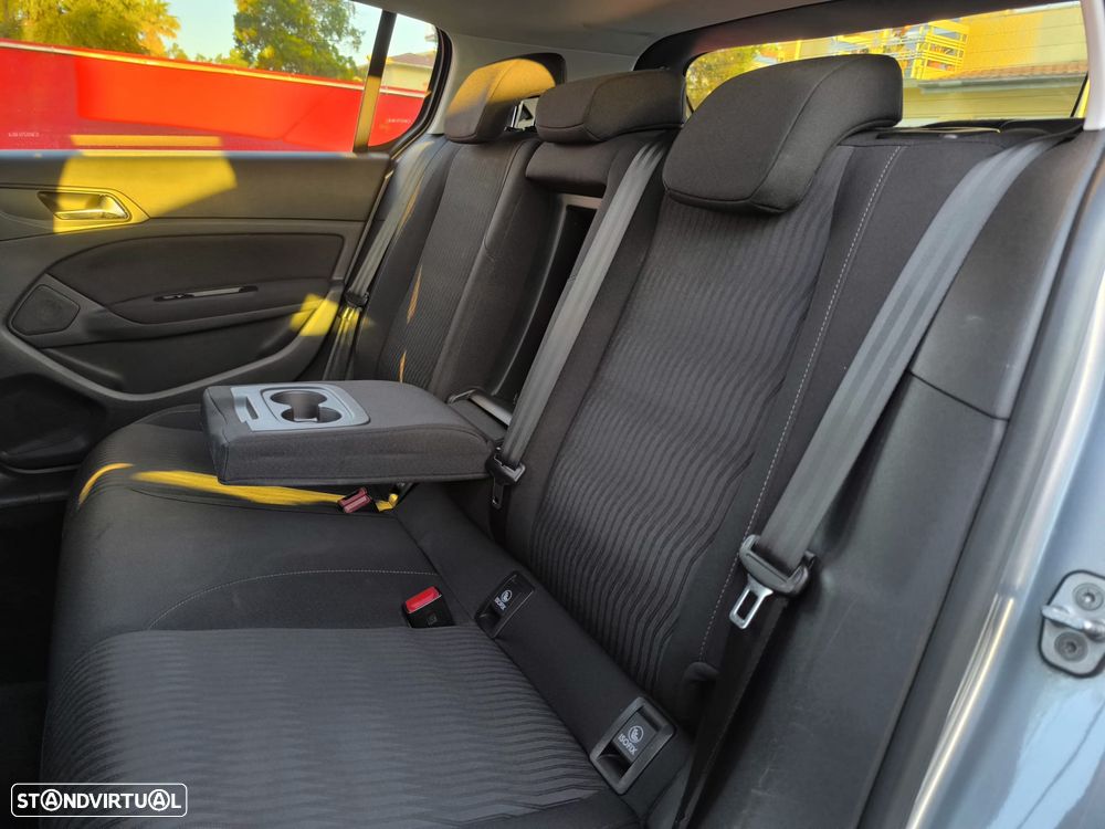 Peugeot 308 1.6 e-HDi Active - 32
