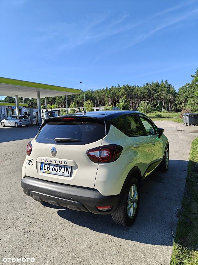 Renault Captur - 3