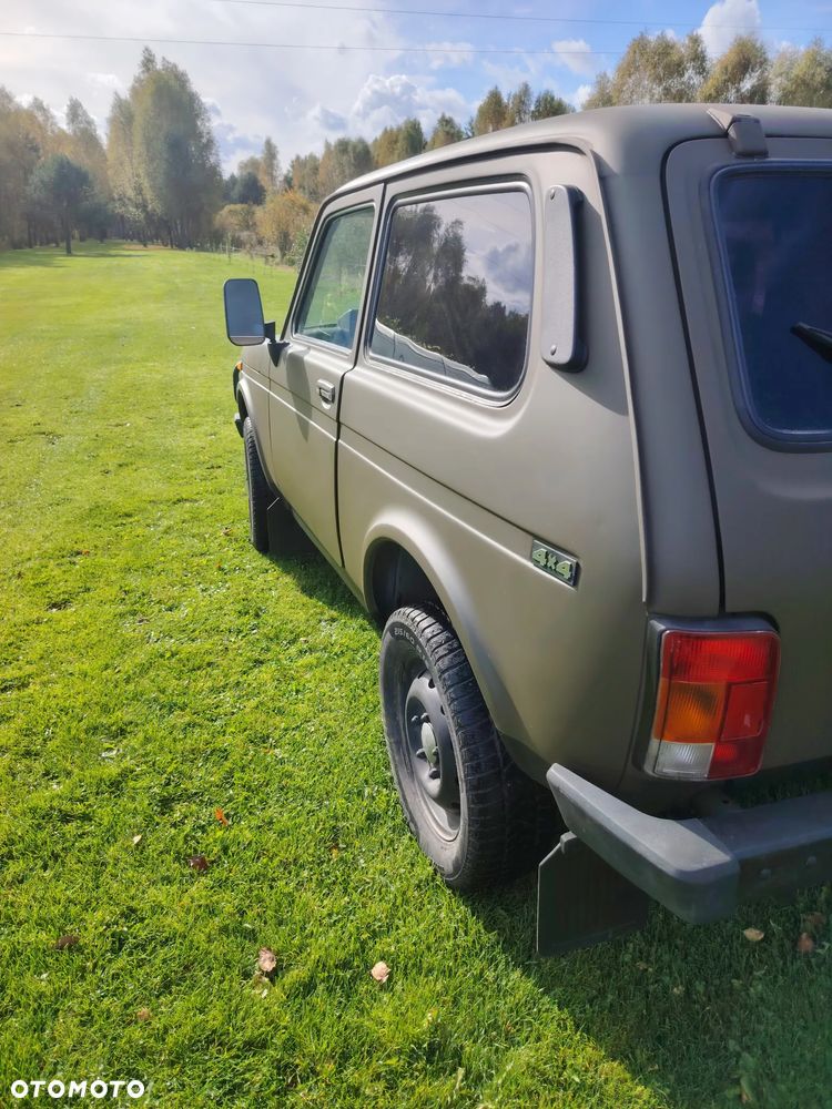 Lada Niva 1.7i - 9