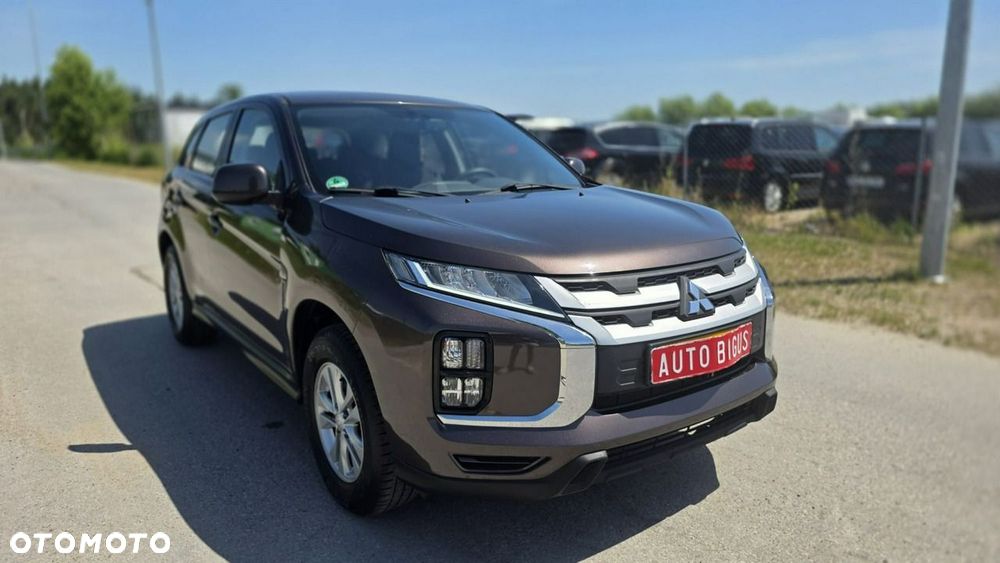 Mitsubishi ASX - 4