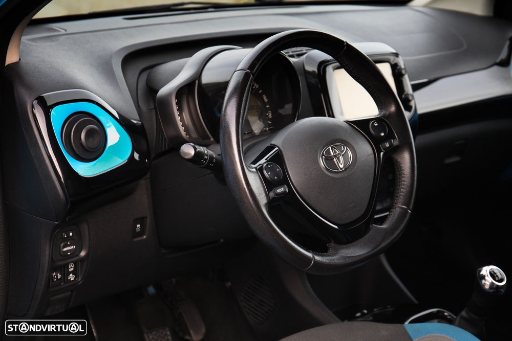 Toyota Aygo x-cite - 11