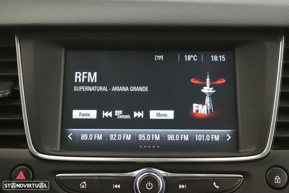 Opel Crossland X 1.2 T Business Edition - 19