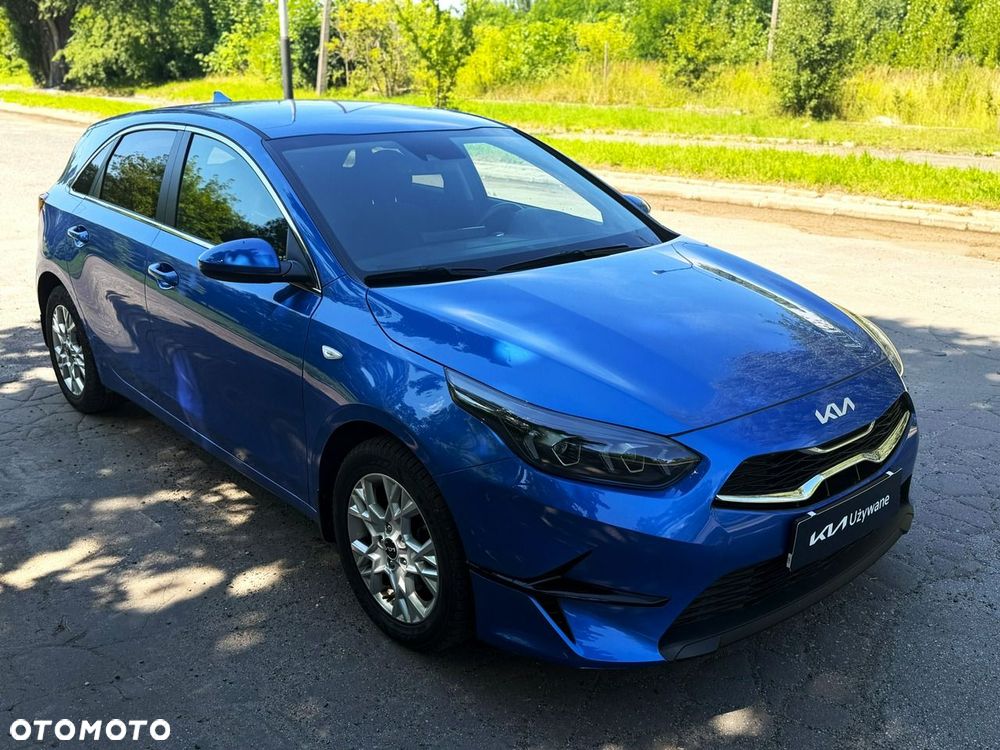 Kia Ceed - 10